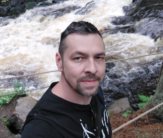 Антонов Максим